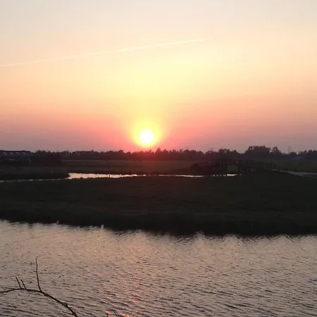 Zaanschap 2 * Westzaan
