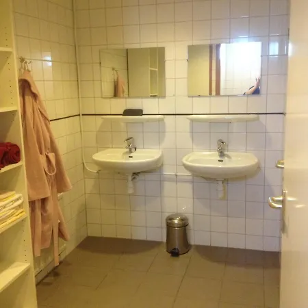 Rum i privatbostad Zaanschap 2 *